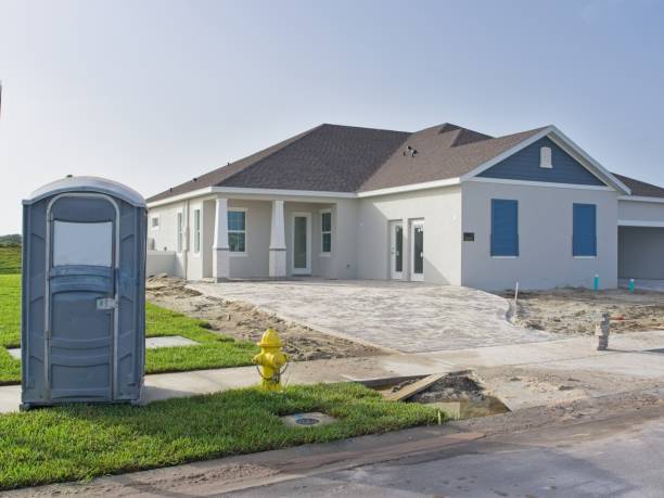 Best Luxury portable toilet rental  in Alva, FL
